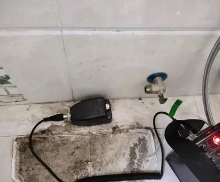 丽江市屋顶漏水维修公司分享下卫生间漏水的危害及解决方法